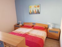Modern und mit ausreichendem Stauraum auch für die große Familie. Mit Rolläden ausgestattet. - Bild 5: Ostsee Ferienoase - 3 Zimmer Ferienwohnung in Boltenhagen bis 6 Personen