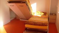 Klappbetten für die 3 und 4 Person
Kann tagsüber zugeklappt werden um Platz zu sparen
Zugang ideal für behinderte Personen - Bild 8: Ferienwohnung "Am Jakobusweg" in Bamberg