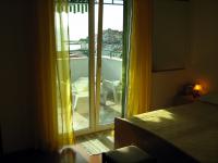 Bild 17: Adria 3, Apartments in Dalmatien, Podgora - Strandwohnung